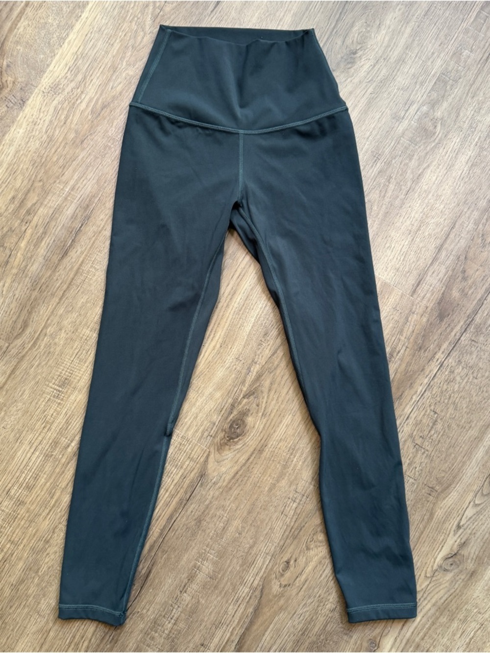 Born Primitive Your Go To Leggings 2.0 Capri Length - Size XS - Dark Teal